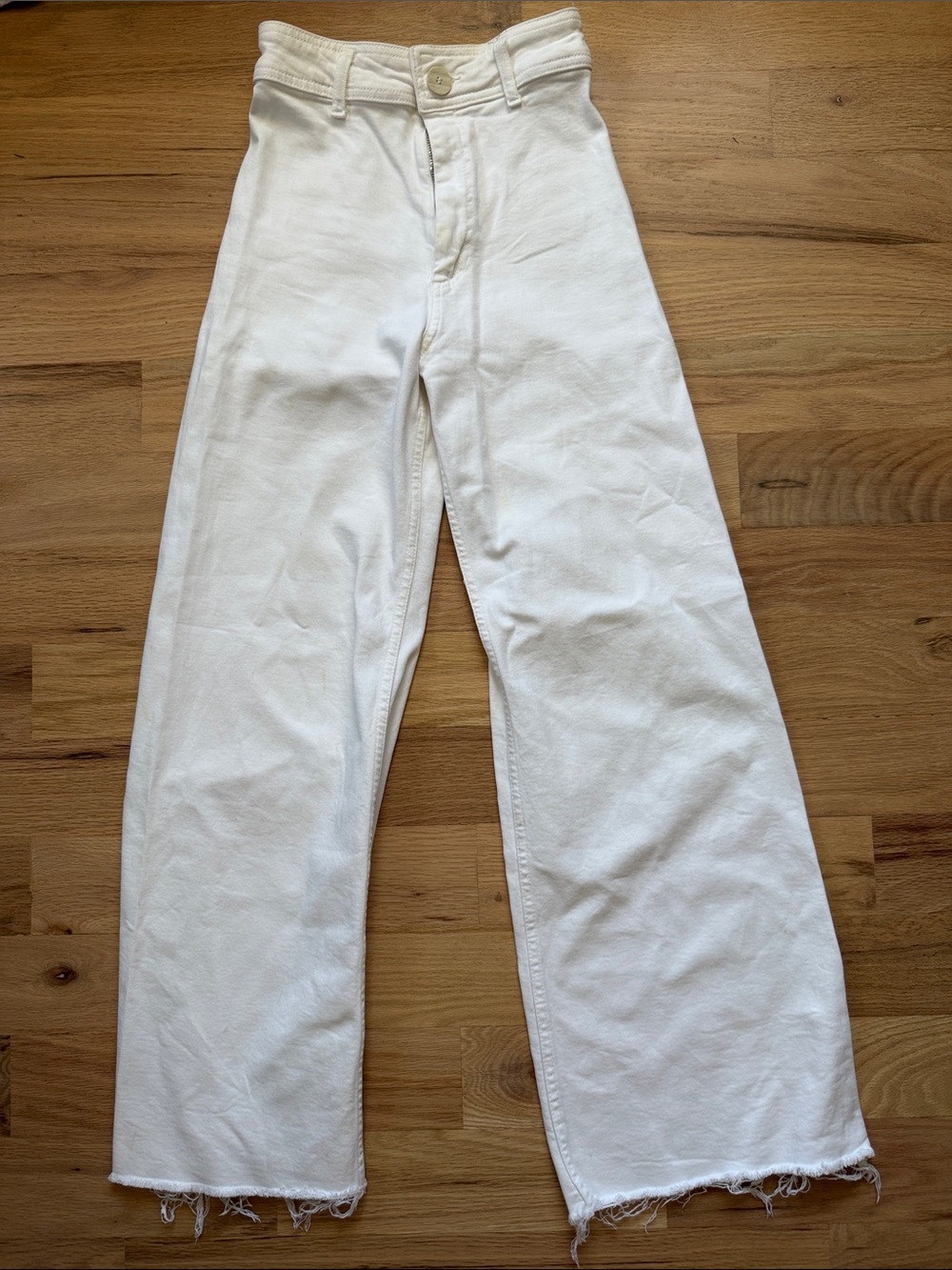 Zara White High-Rise Wide-Leg Jeans with raw hem US size 0